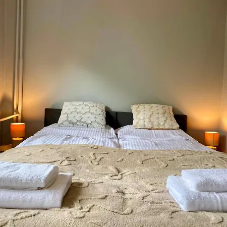 A Super Comfortable Place In A Quiet And Setting Daire Krakow